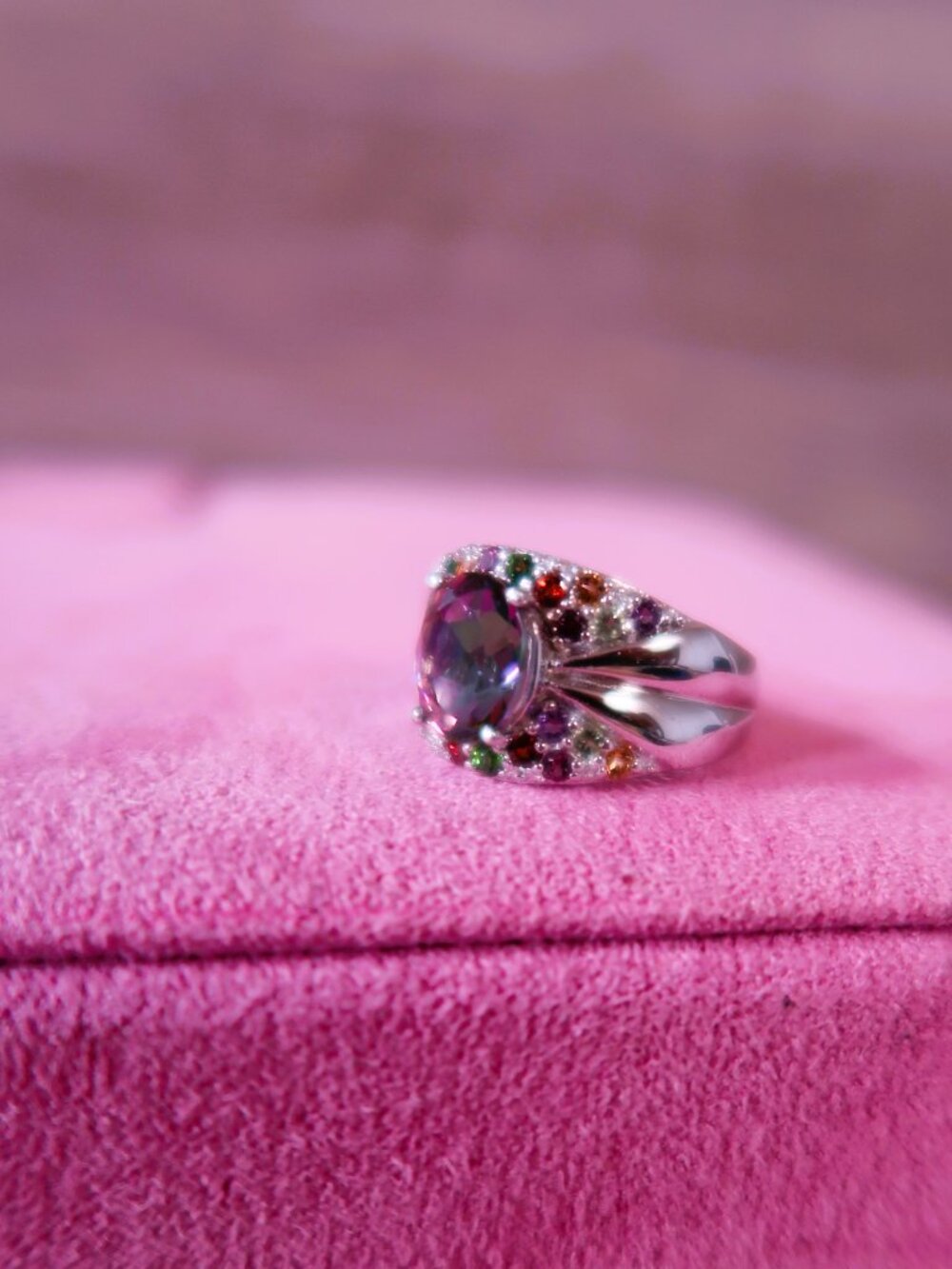 Stare at my Gemstone Rainbow Mystic Topaz Silver Sterling Stamped 925 Ring - Picture 6 of 14